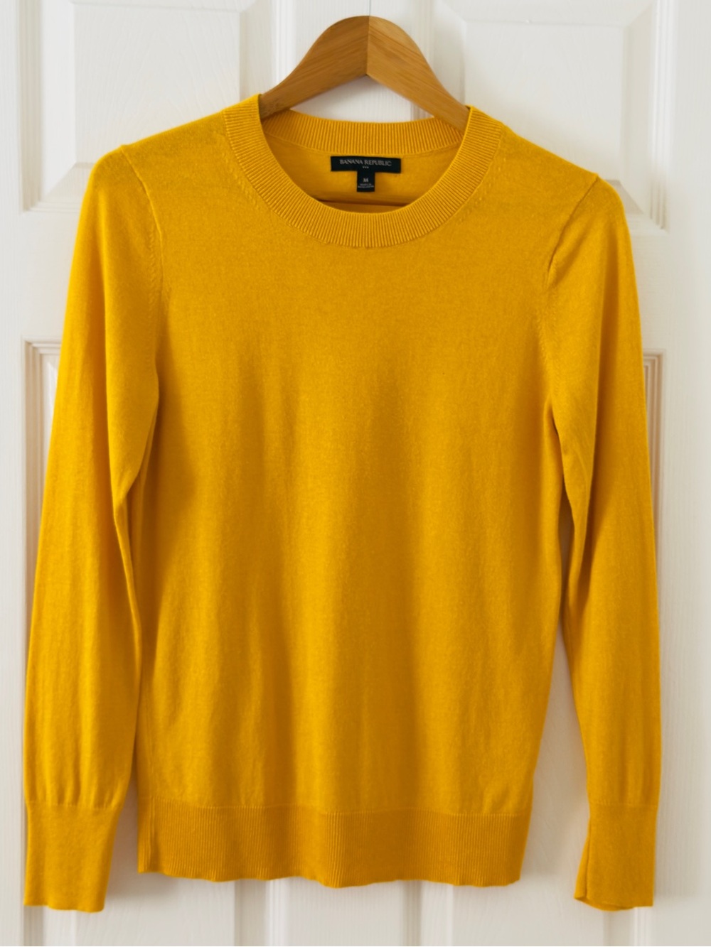 Banana Republic Women's Crewneck Sweater - Golden Yellow